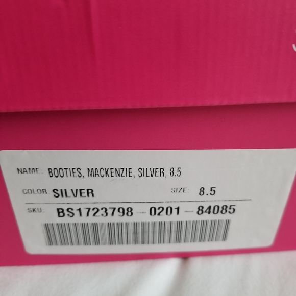 Shoedazzle silver Mackenzie Booties - Picture 5 of 6